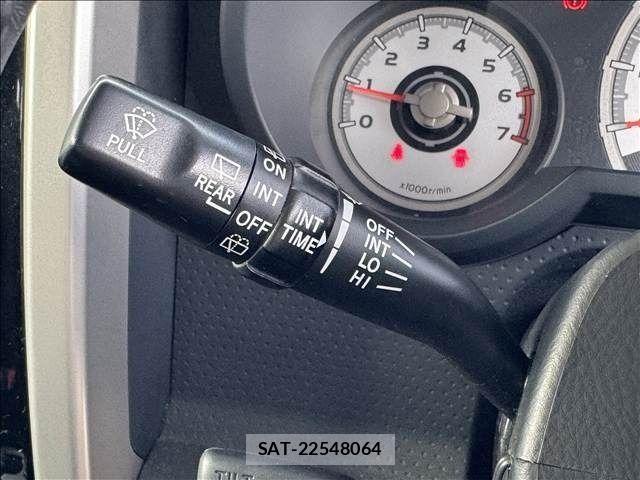 Toyota FJ CRUISER 2017-03 6905221-14