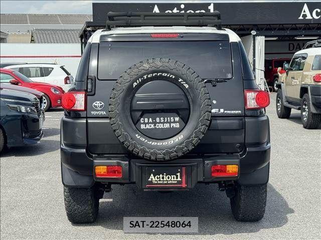 Toyota FJ CRUISER 2017-03 6905221-4