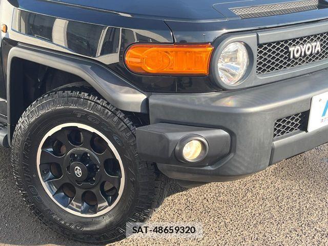 Toyota FJ CRUISER 2014-10 6905226-11