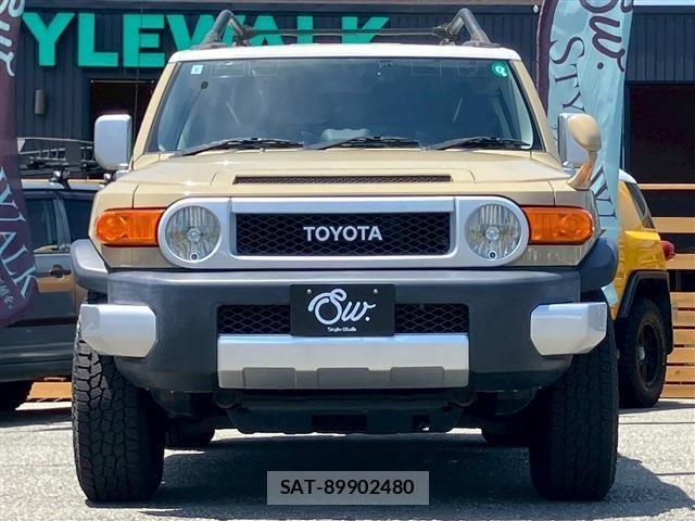 Toyota FJ CRUISER 2015-06 6905225-1
