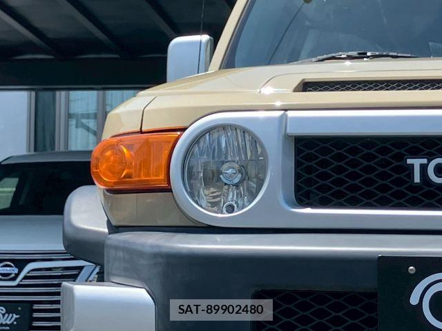 Toyota FJ CRUISER 2015-06 6905225-26