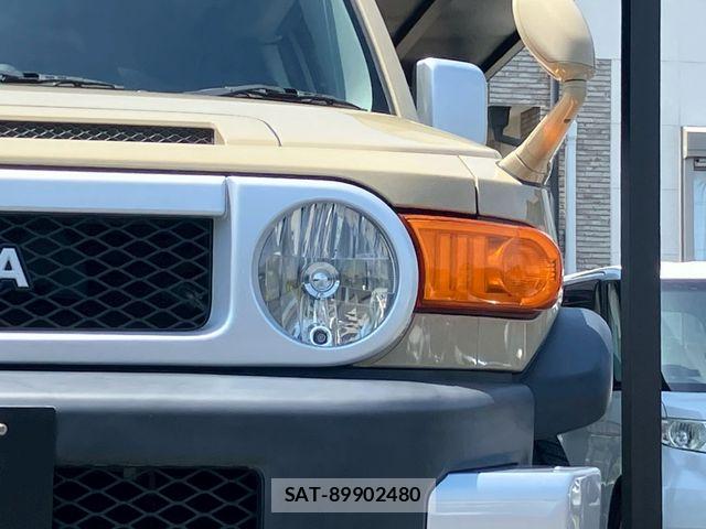 Toyota FJ CRUISER 2015-06 6905225-27