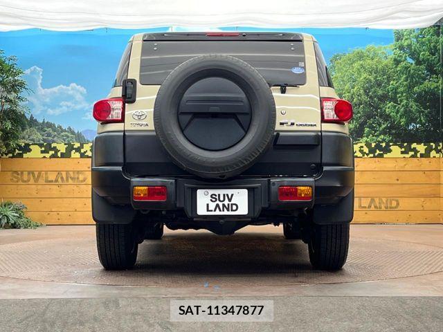 Toyota FJ CRUISER 2018-01 6905215-14
