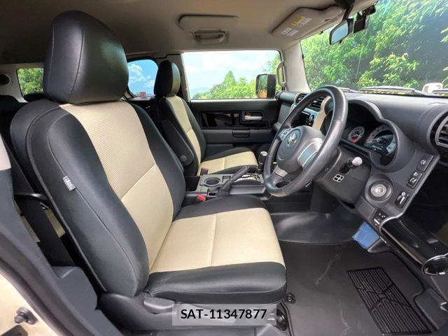 Toyota FJ CRUISER 2018-01 6905215-7
