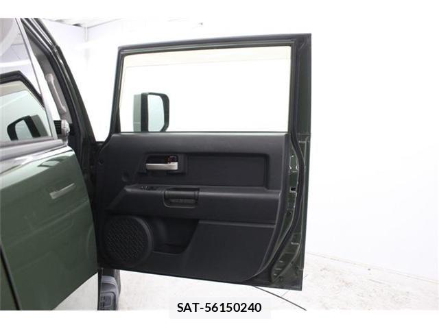 Toyota FJ CRUISER 2014-04 6993618-26
