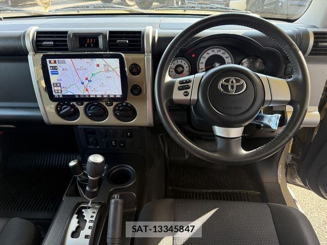 Toyota FJ CRUISER 2017-11 6993611-1