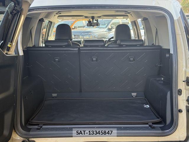 Toyota FJ CRUISER 2017-11 6993611-8