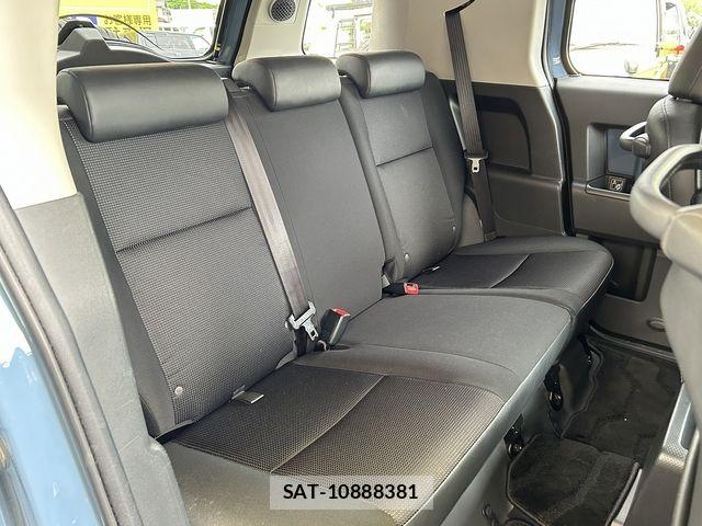 Toyota FJ CRUISER 2017-12 7058561-7