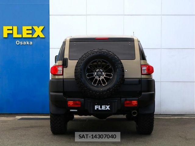 Toyota FJ CRUISER 2011-01 7058565-10
