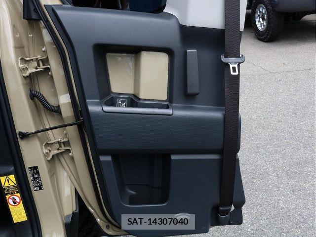 Toyota FJ CRUISER 2011-01 7058565-16