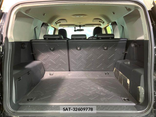 Toyota FJ CRUISER 2013-11 7058566-10