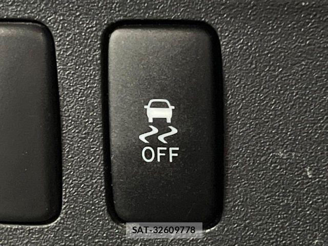 Toyota FJ CRUISER 2013-11 7058566-6