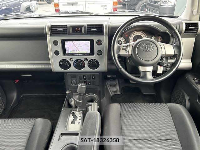 Toyota FJ CRUISER 2015-01 7058564-1