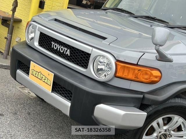 Toyota FJ CRUISER 2015-01 7058564-4