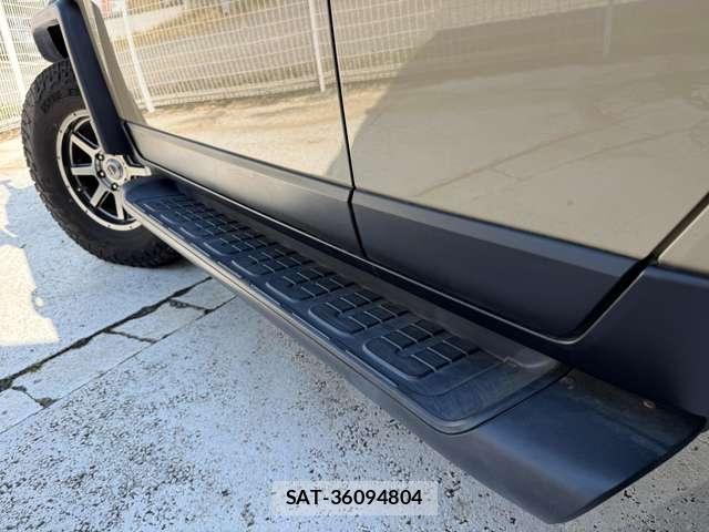 Toyota FJ CRUISER 2011-06 7218647-10