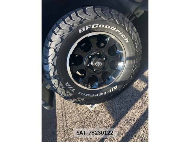 Toyota FJ CRUISER 2012-04 7218648-7