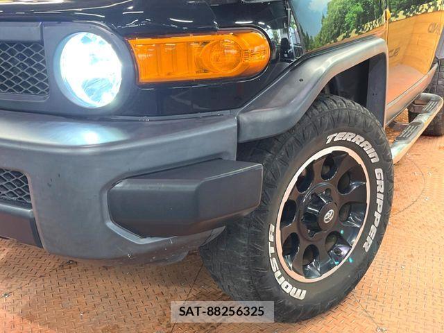 Toyota FJ CRUISER 2017-01 7218654-13