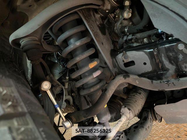 Toyota FJ CRUISER 2017-01 7218654-19