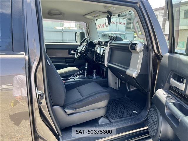 Toyota FJ CRUISER 2011-07 7218642-9
