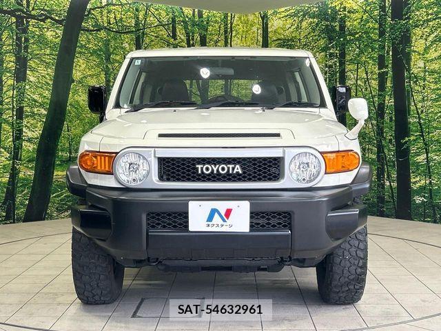 Toyota FJ CRUISER 2017-10 7218657-12