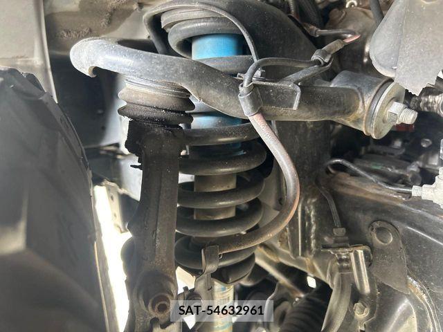 Toyota FJ CRUISER 2017-10 7218657-18