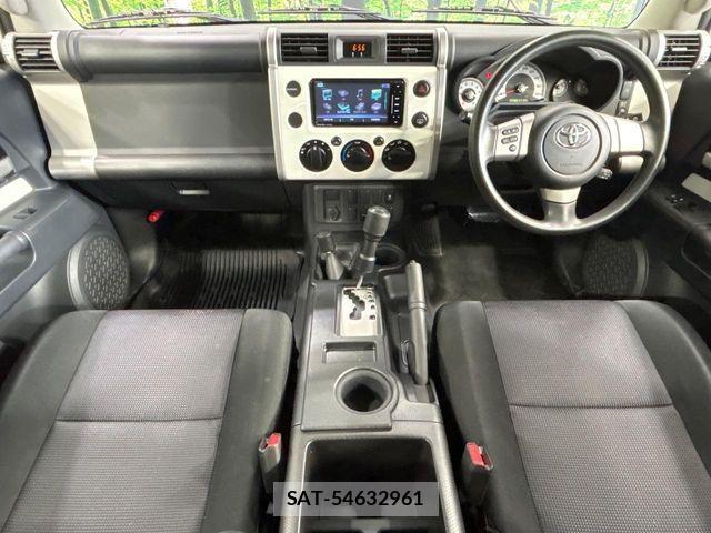 Toyota FJ CRUISER 2017-10 7218657-1