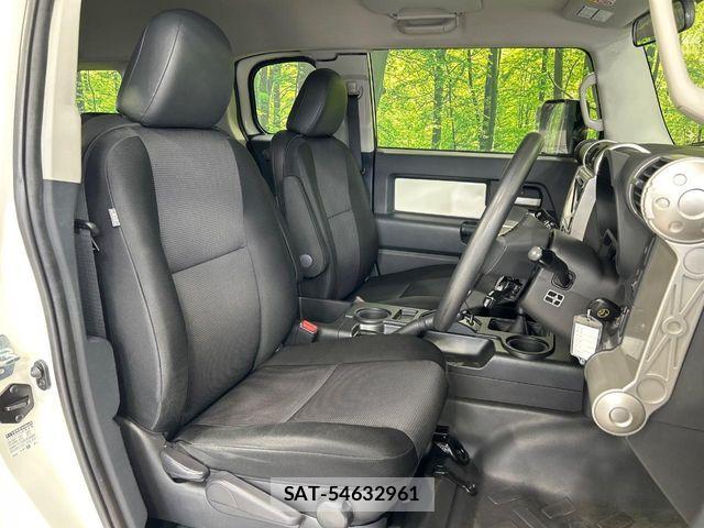 Toyota FJ CRUISER 2017-10 7218657-7