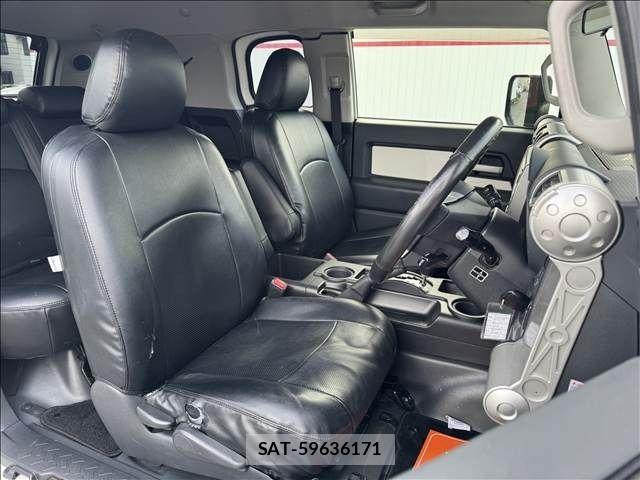 Toyota FJ CRUISER 2012-07 7218649-9