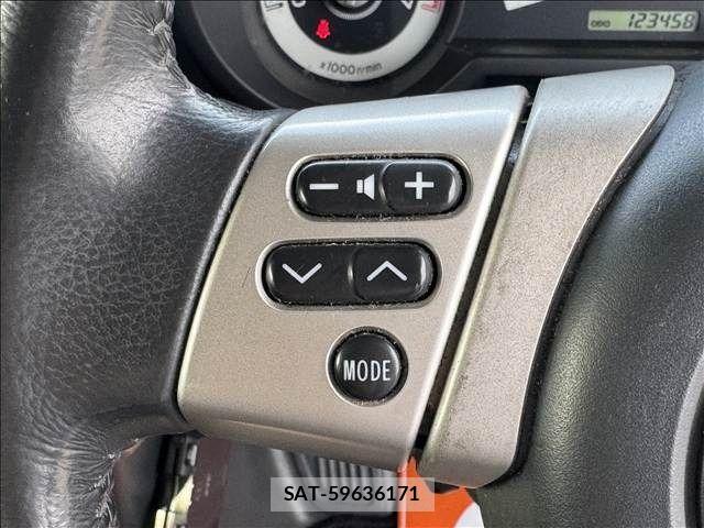 Toyota FJ CRUISER 2012-07 7218649-14