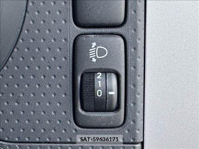 Toyota FJ CRUISER 2012-07 7218649-26