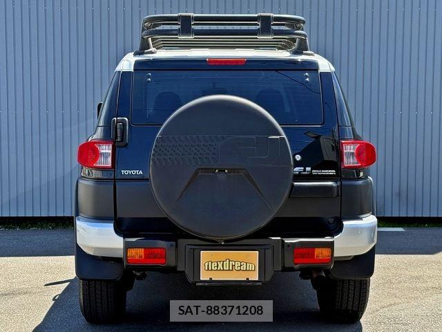 Toyota FJ CRUISER 2011-10 7218641-9