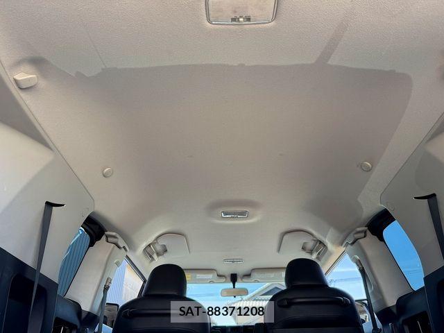 Toyota FJ CRUISER 2011-10 7218641-17