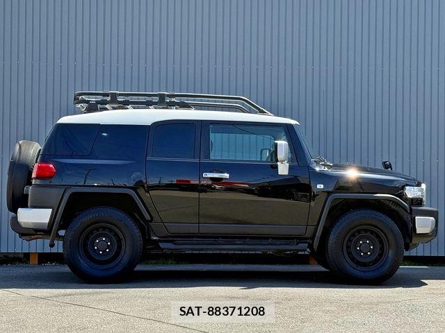 Toyota FJ CRUISER 2011-10 7218641-8