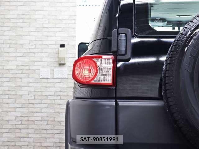 Toyota FJ CRUISER 2013-01 7218650-18