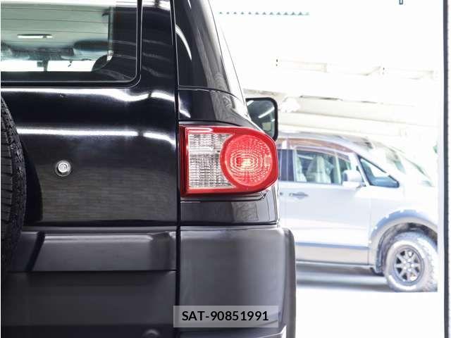 Toyota FJ CRUISER 2013-01 7218650-19