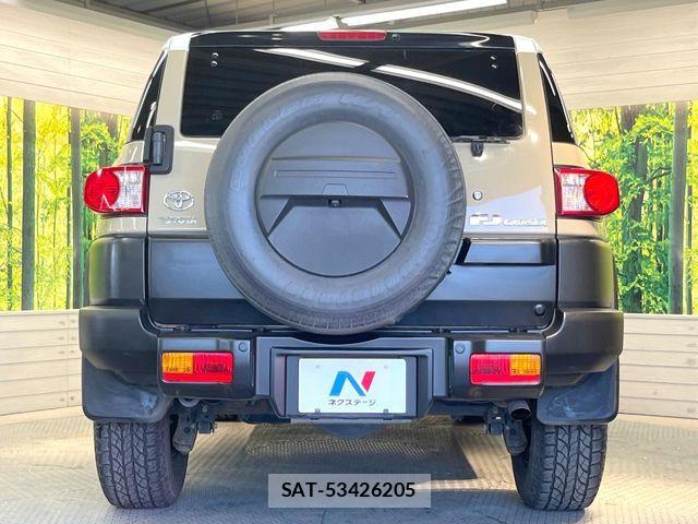 Toyota FJ CRUISER 2014-04 7218651-14