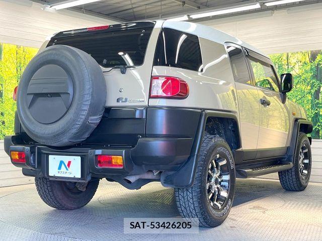 Toyota FJ CRUISER 2014-04 7218651-16