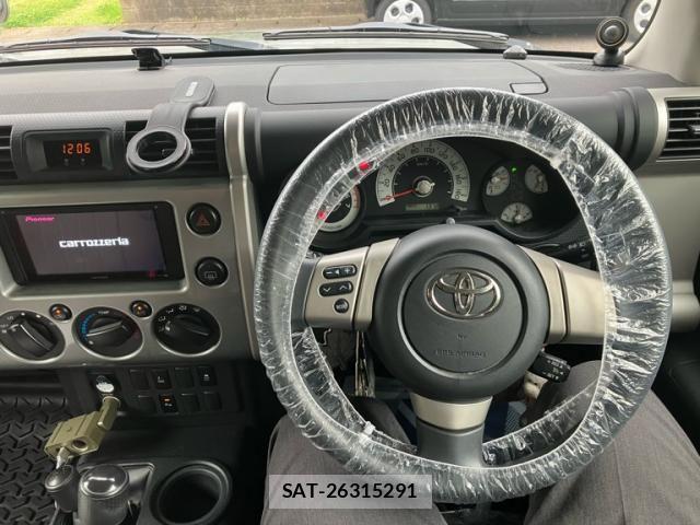 Toyota FJ CRUISER 2011-11 7250815-11
