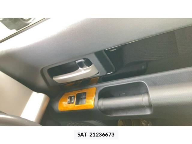 Toyota FJ CRUISER 2012-02 7250816-18