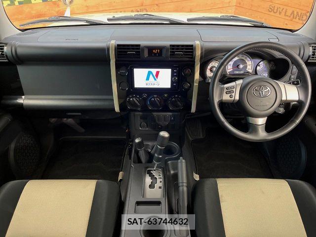 Toyota FJ CRUISER 2018-03 7250810-1