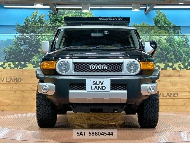 Toyota FJ CRUISER 2015-03 7250811-13