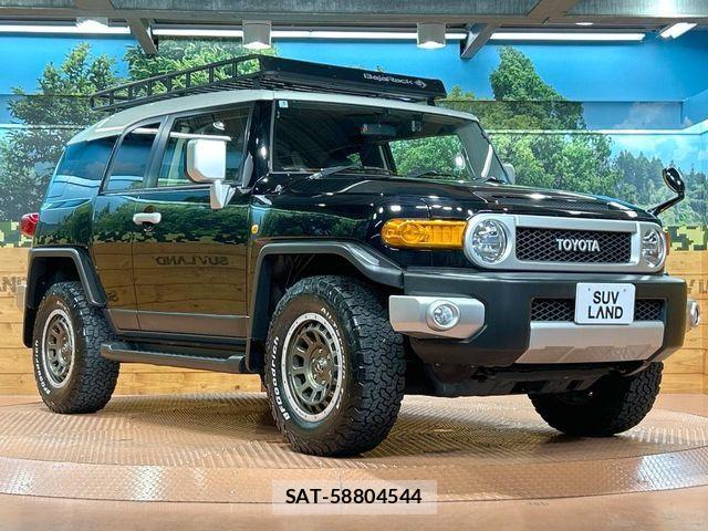 Toyota FJ CRUISER 2015-03 7250811-15