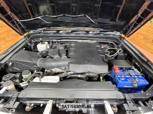 Toyota FJ CRUISER 2015-03 7250811-17