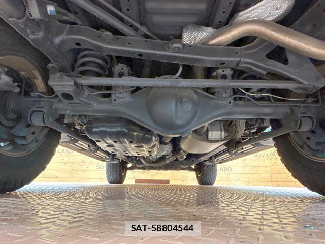 Toyota FJ CRUISER 2015-03 7250811-18