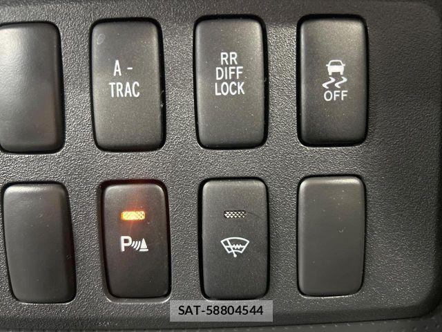 Toyota FJ CRUISER 2015-03 7250811-5