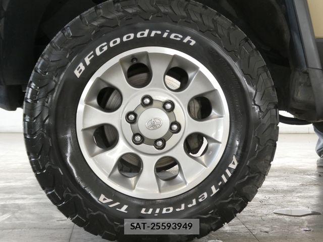 Toyota FJ CRUISER 2010-11 7250814-11