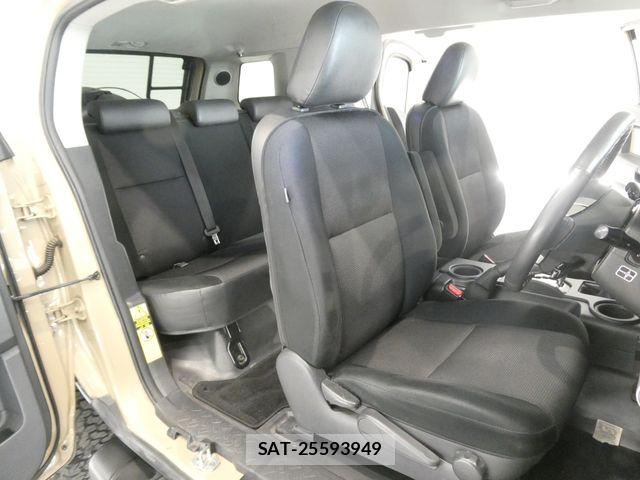Toyota FJ CRUISER 2010-11 7250814-15