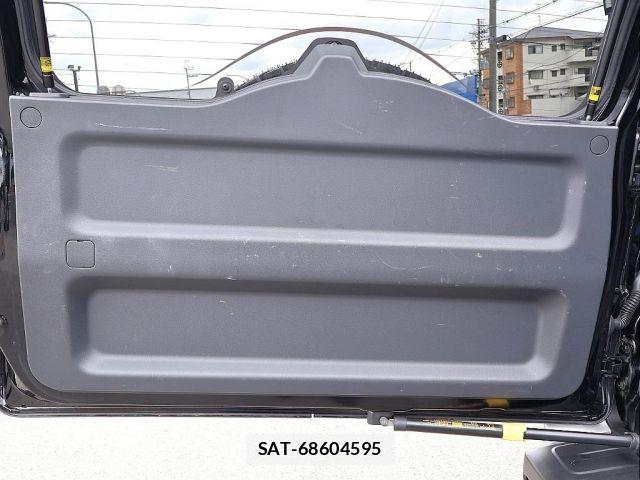 Toyota FJ CRUISER 2011-01 7271896-17
