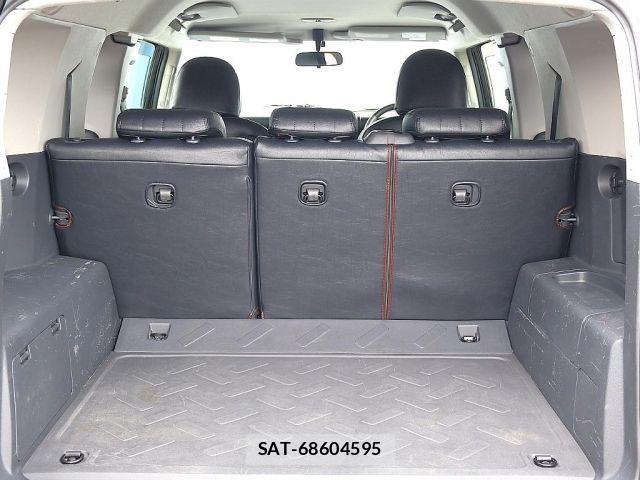Toyota FJ CRUISER 2011-01 7271896-18