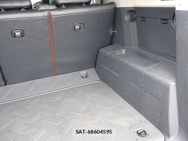 Toyota FJ CRUISER 2011-01 7271896-19